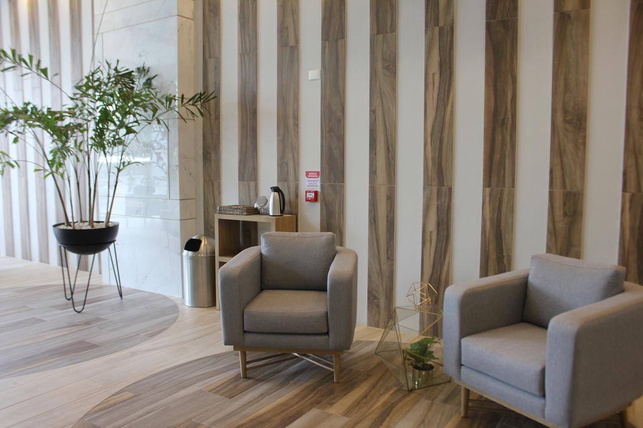 Hotel Sexta Avenida Inn Монтерия Экстерьер фото