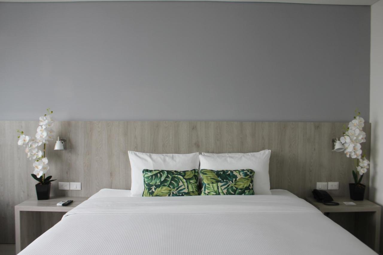Hotel Sexta Avenida Inn Монтерия Экстерьер фото